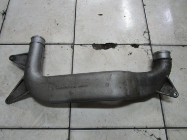 Патрубок интеркулера MERCEDES-BENZ Vito W638 (1996 - 2003) — Разборка Мерседес