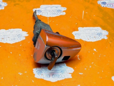 Личинки дверей MERCEDES-BENZ S-класс W220 (1998 - 2005) &mdash; Разборка Мерседес