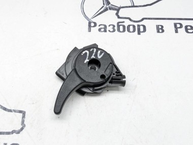 Ручка открытия капота MERCEDES-BENZ S-класс W220 рестайлинг (2002 - 2005) — Разборка Мерседес