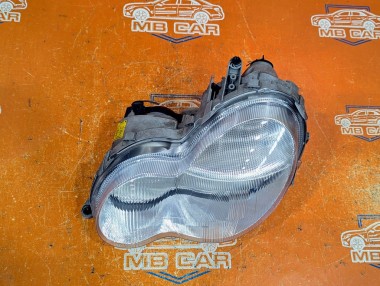 Фара левая MERCEDES-BENZ C-класс W203/S203/CL203 (2000 - 2004) — Разборка Мерседес