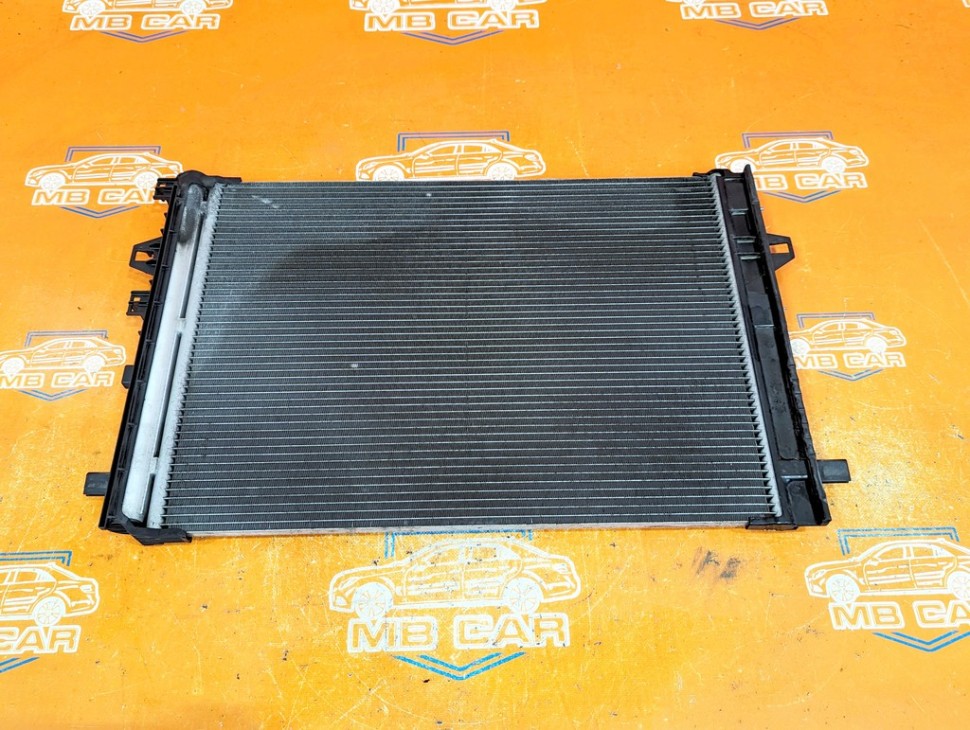 Радиатор кондиционера MERCEDES-BENZ A-класс W176 (2012 - 2015) фото 1 — Разборка Мерседес