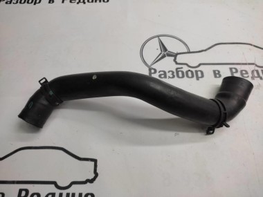 Патрубок радиатора MERCEDES-BENZ A-класс W176 (2012 - 2015) — Разборка Мерседес