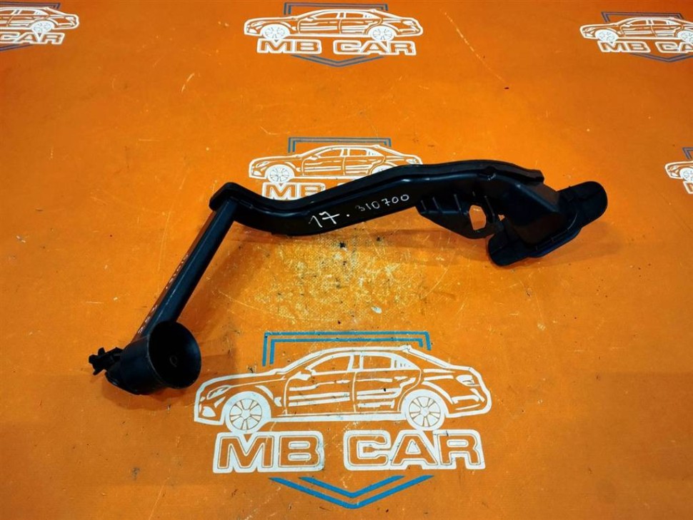 Горловина бачка омывателя MERCEDES-BENZ C-класс W205/S205/C205/A205 (2014 - 2018) фото 1 — Разборка Мерседес