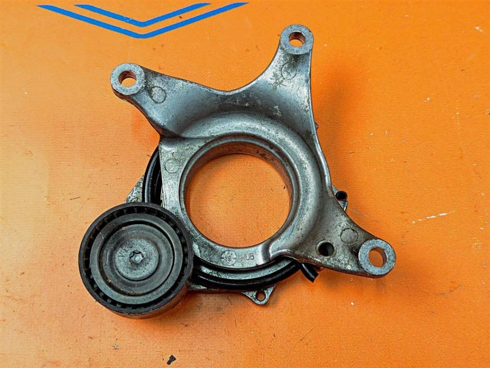 Натяжитель ремня MERCEDES-BENZ CLA-класс C118/X118 (2019 - 2023) фото 1 — Разборка Мерседес