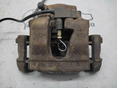 Суппорт передний правый MERCEDES-BENZ E-класс W210/S210 рестайлинг (1999 - 2003) — Разборка Мерседес