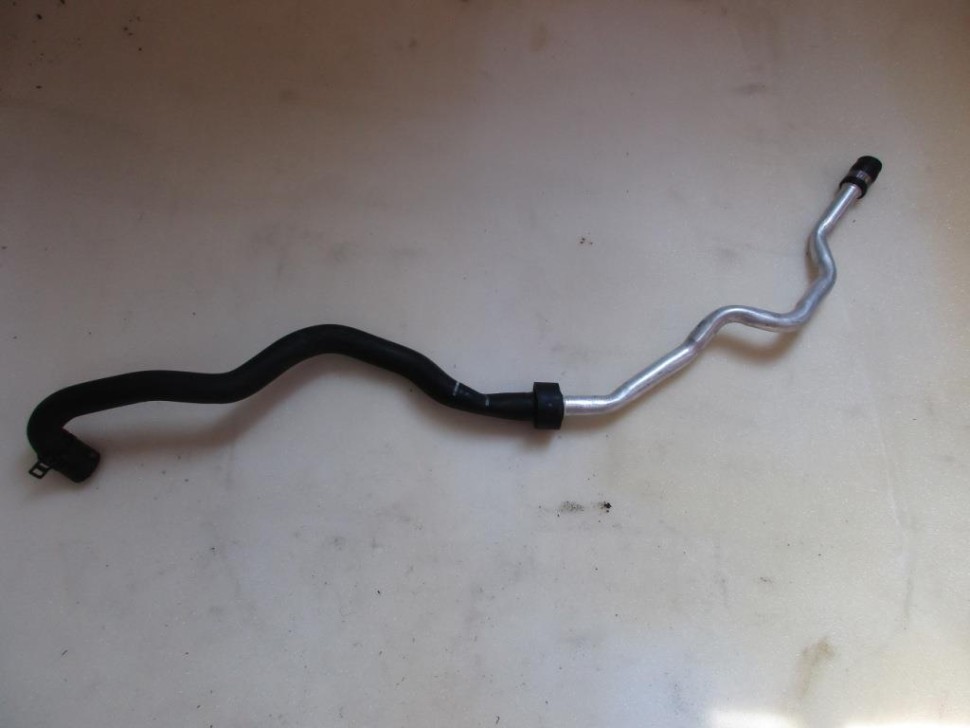 Патрубок ОЖ MERCEDES-BENZ GLE-класс W166 (2015 - 2018) фото 1 — Разборка Мерседес