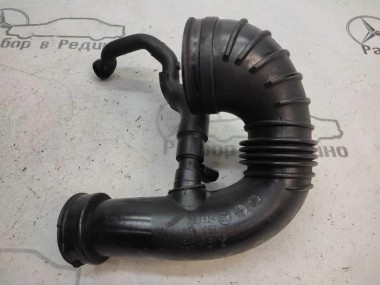 Патрубок воздушный MERCEDES-BENZ C-класс W203/S203/CL203 (2000 - 2004) — Разборка Мерседес