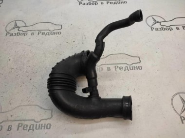 Патрубок воздушный MERCEDES-BENZ C-класс W203/S203/CL203 (2000 - 2004) — Разборка Мерседес