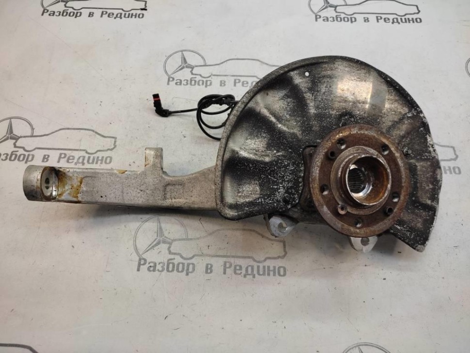 Кулак поворотный передний правый MERCEDES-BENZ GLE-класс W166 (2015 - 2018) фото 1 — Разборка Мерседес