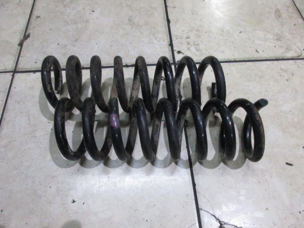 Пружина задняя MERCEDES-BENZ C-класс W204/S204 (2006 - 2011) фото 1 — Разборка Мерседес
