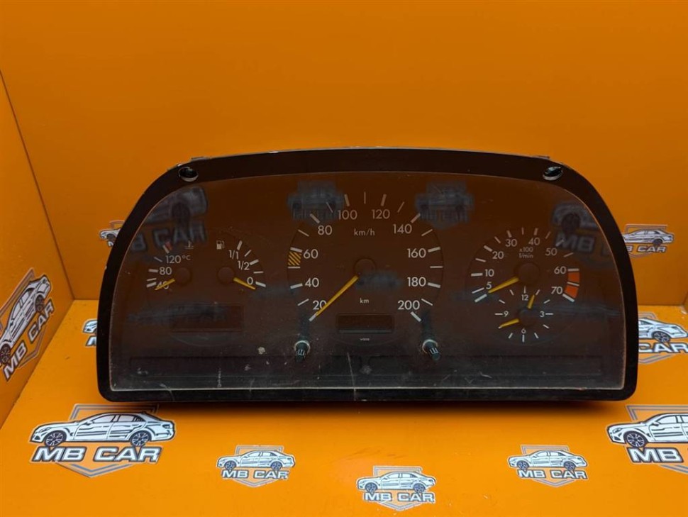 Щиток приборов MERCEDES-BENZ Vito W638 (1996 - 2003) фото 1 — Разборка Мерседес