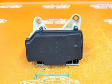 Корпус блока предохранителей MERCEDES-BENZ C-класс W205/S205/C205/A205 (2014 - 2018) — Разборка Мерседес