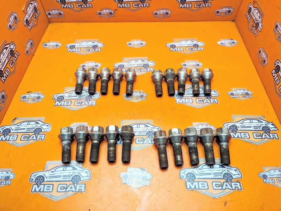 Болты колёсные MERCEDES-BENZ Vito W638 (1996 - 2003) фото 1 — Разборка Мерседес