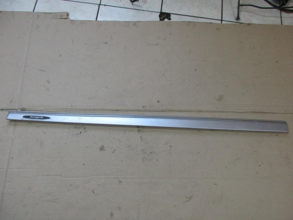 Молдинг двери MERCEDES-BENZ CLK-класс C209/A209 (2002 - 2005) фото 1 — Разборка Мерседес