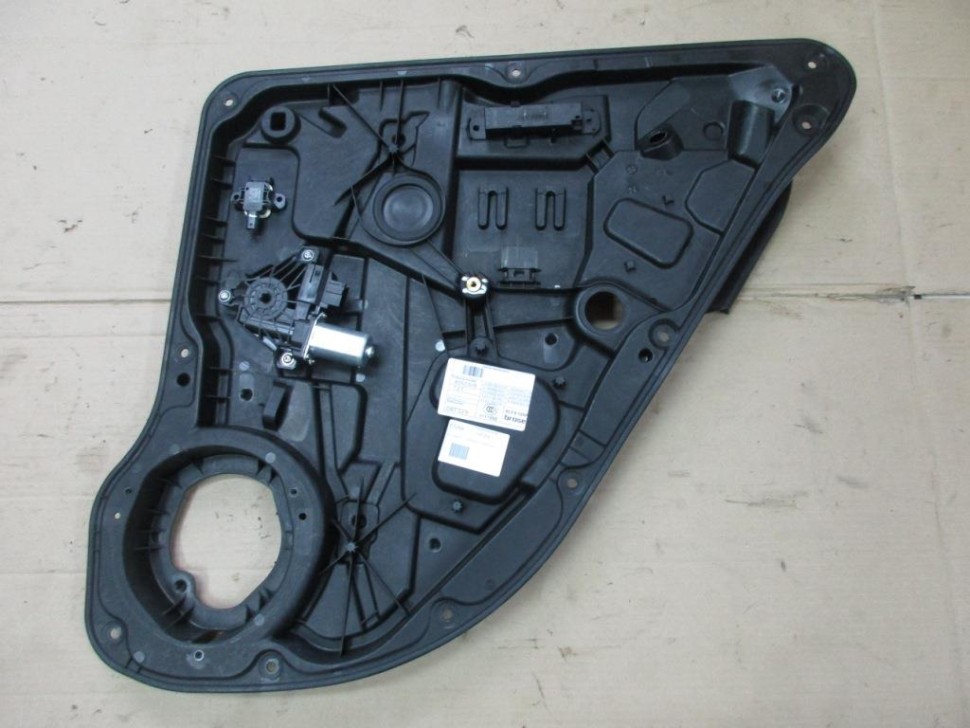 Стеклоподъемник задний правый MERCEDES-BENZ GLE-класс Coupe C292 (2015 - 2019) фото 1 — Разборка Мерседес