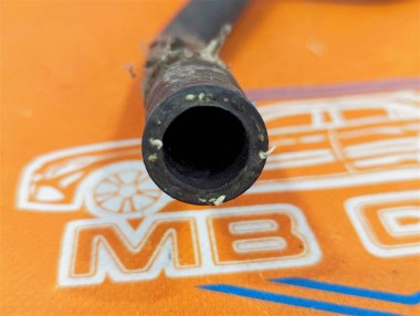 Патрубок ОЖ MERCEDES-BENZ S-класс W220 рестайлинг (2002 - 2005) — Разборка Мерседес