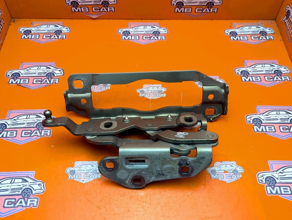 Петля капота MERCEDES-BENZ C-класс W204/S204 (2006 - 2011) фото 1 — Разборка Мерседес