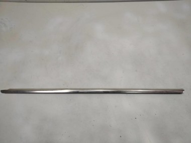 Молдинг стекла двери MERCEDES-BENZ E-класс W212/S212/C207/A207 (2009 - 2013) — Разборка Мерседес