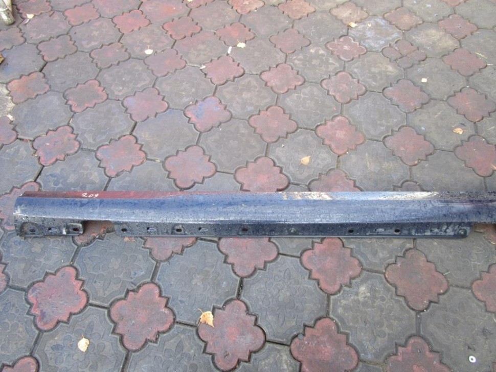 Порог пластиковый левый MERCEDES-BENZ C-класс W203/S203/CL203 (2000 - 2004) фото 1 — Разборка Мерседес