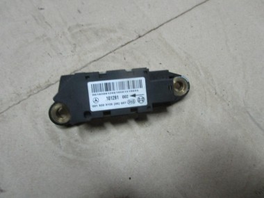 Датчик удара MERCEDES-BENZ E-класс W211/S211 (2002 - 2006) — Разборка Мерседес