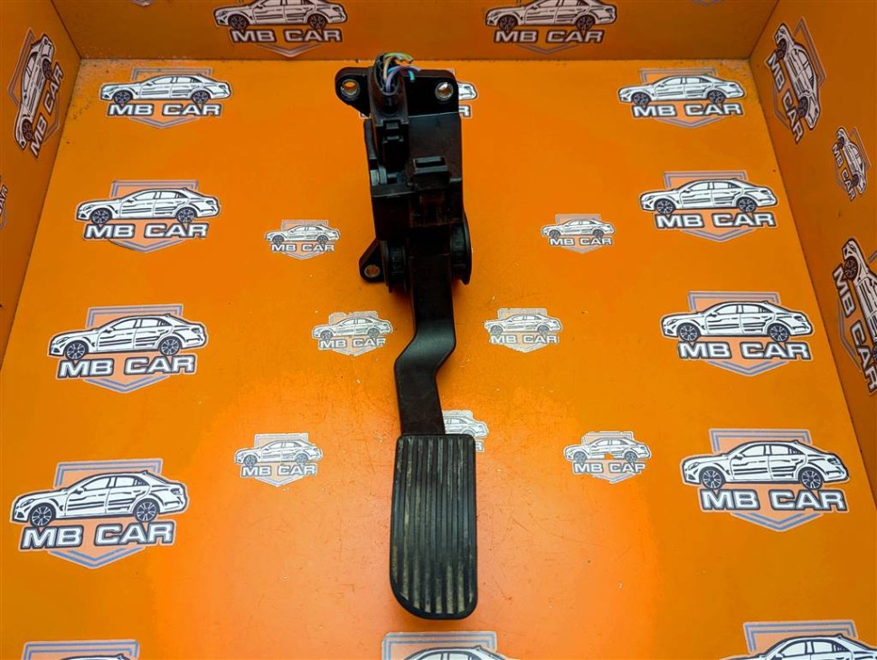 Педаль газа электронная MERCEDES-BENZ Vito W638 (1996 - 2003) фото 1 — Разборка Мерседес