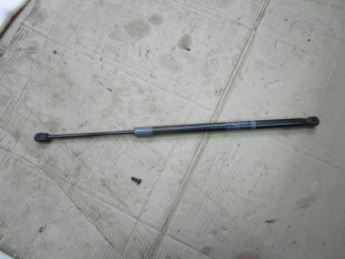 Амортизатор капота MERCEDES-BENZ C-класс W204/S204 (2006 - 2011) — Разборка Мерседес