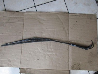 Поводок дворников MERCEDES-BENZ Vito W638 (1996 - 2003) — Разборка Мерседес