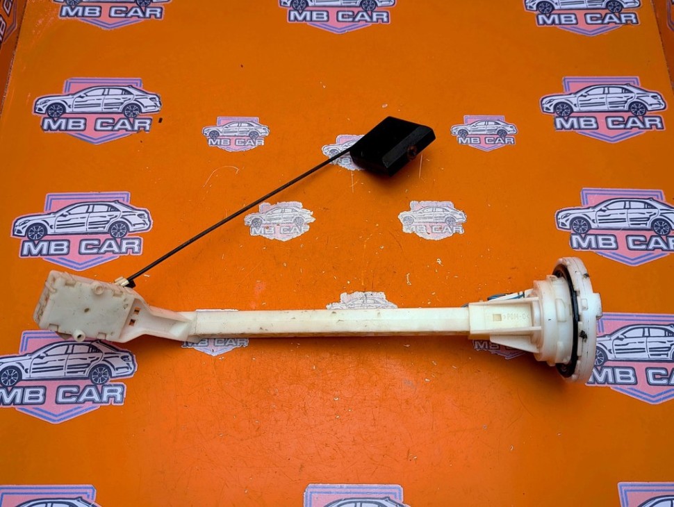 Датчик уровня топлива MERCEDES-BENZ S-класс W220 (1998 - 2005) фото 1 &mdash; Разборка Мерседес