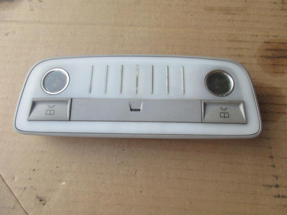 Плафон салона MERCEDES-BENZ E-класс W212/S212/C207/A207 (2009 - 2013) фото 1 — Разборка Мерседес