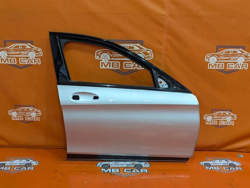 Дверь передняя правая MERCEDES-BENZ C-класс AMG W205/S205/C205/A205 (2014 - 2018) фото 1 — Разборка Мерседес