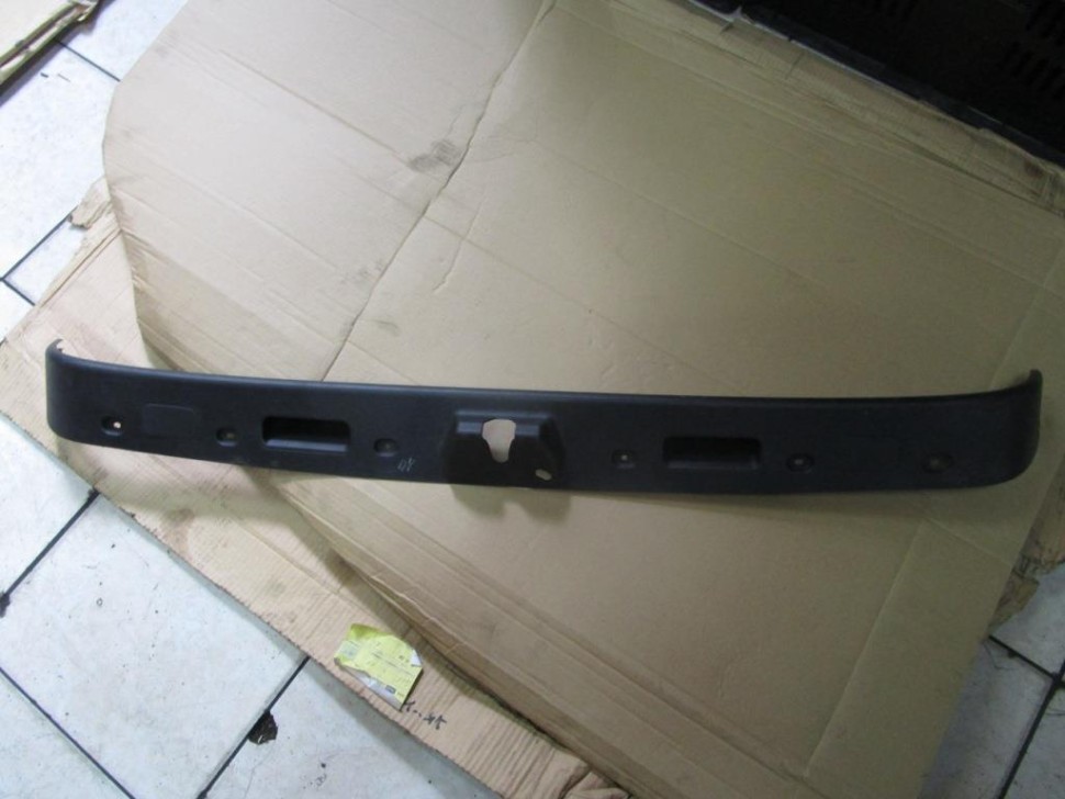 Накладка крышки багажника MERCEDES-BENZ E-класс W211/S211 рестайлинг (2006 - 2009) фото 1 — Разборка Мерседес