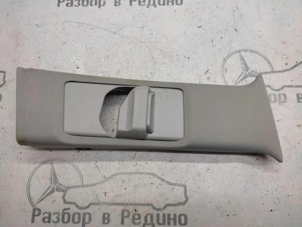 Накладка средней стойки MERCEDES-BENZ C-класс W203/S203/CL203 рестайлинг (2004 - 2008) фото 1 — Разборка Мерседес