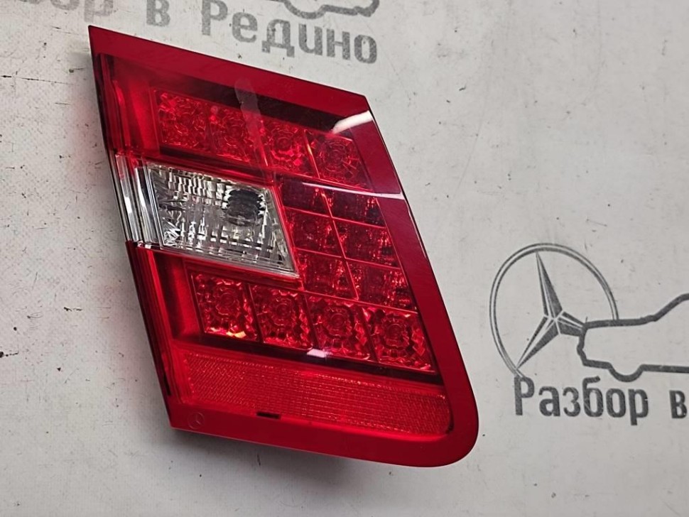Фонарь крышки багажника MERCEDES-BENZ E-класс W212/S212/C207/A207 (2009 - 2013) фото 1 — Разборка Мерседес