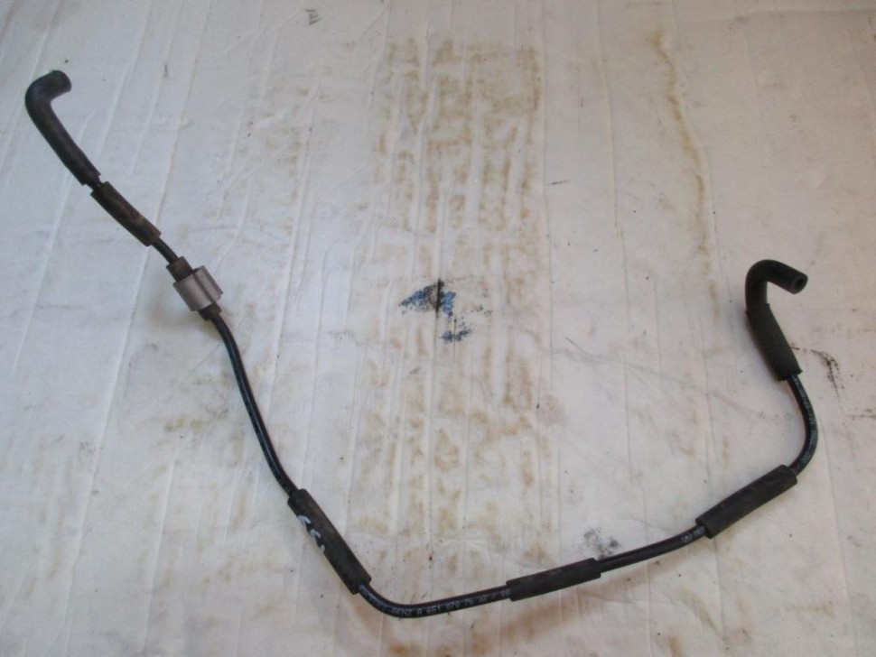 Трубка вакуумная MERCEDES-BENZ C-класс W205/S205/C205/A205 (2014 - 2018) фото 1 — Разборка Мерседес