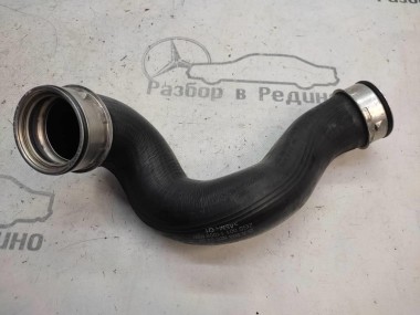 Патрубок интеркулера MERCEDES-BENZ C-класс W203/S203/CL203 (2000 - 2004) — Разборка Мерседес