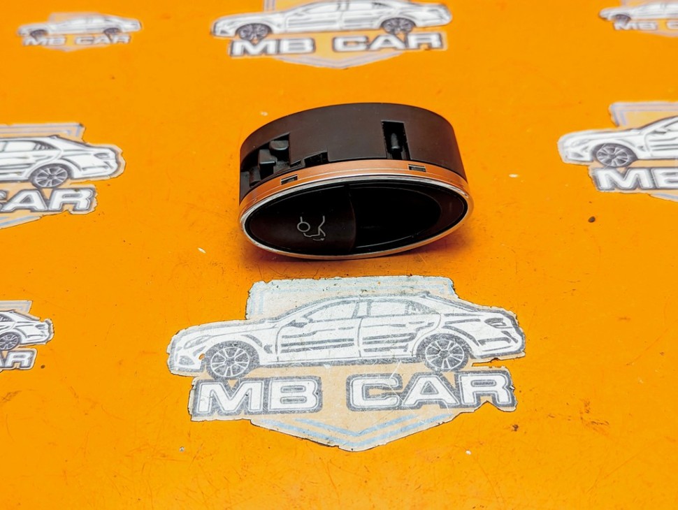 Кнопка открытия багажника MERCEDES-BENZ E-класс W211/S211 (2002 - 2006) фото 1 &mdash; Разборка Мерседес