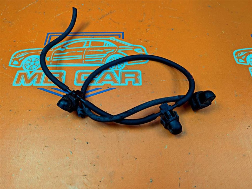 Форсунка омывателя лобового стекла MERCEDES-BENZ C-класс W204/S204/С204 рестайлинг (2011 - 2015) фото 1 — Разборка Мерседес