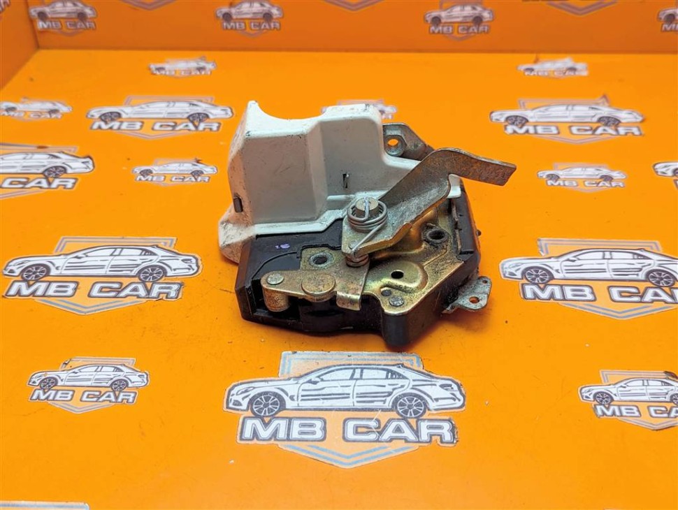 Замок двери задней правой MERCEDES-BENZ W124 W124/S124/C124/A124 (1984 - 1993) фото 1 — Разборка Мерседес