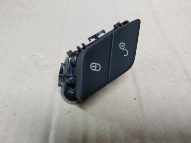 Кнопка блокировки дверей MERCEDES-BENZ C-класс AMG W205/S205/C205/A205 (2014 - 2018) — Разборка Мерседес