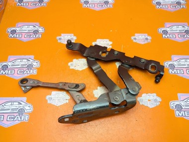 Петля капота MERCEDES-BENZ C-класс W204/S204 (2006 - 2011) &mdash; Разборка Мерседес