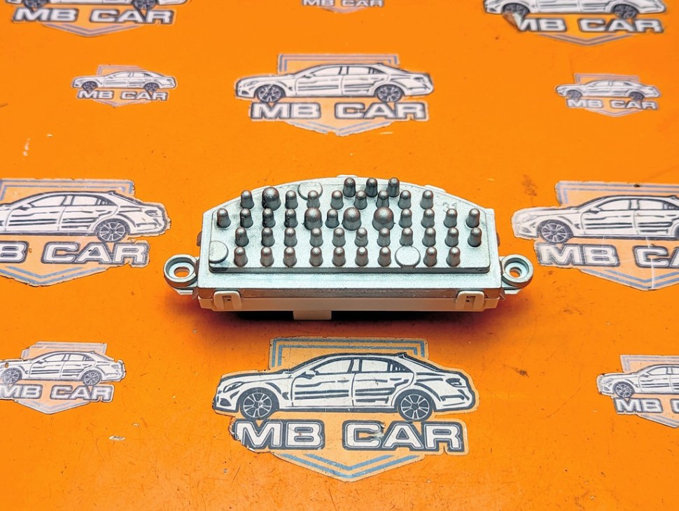 Реле моторчика печки MERCEDES-BENZ GLE-класс W166 (2015 - 2018) фото 1 — Разборка Мерседес