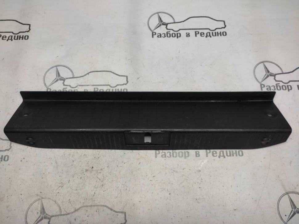 Накладка замка багажника MERCEDES-BENZ S-класс W221 (2005 - 2009) фото 1 — Разборка Мерседес