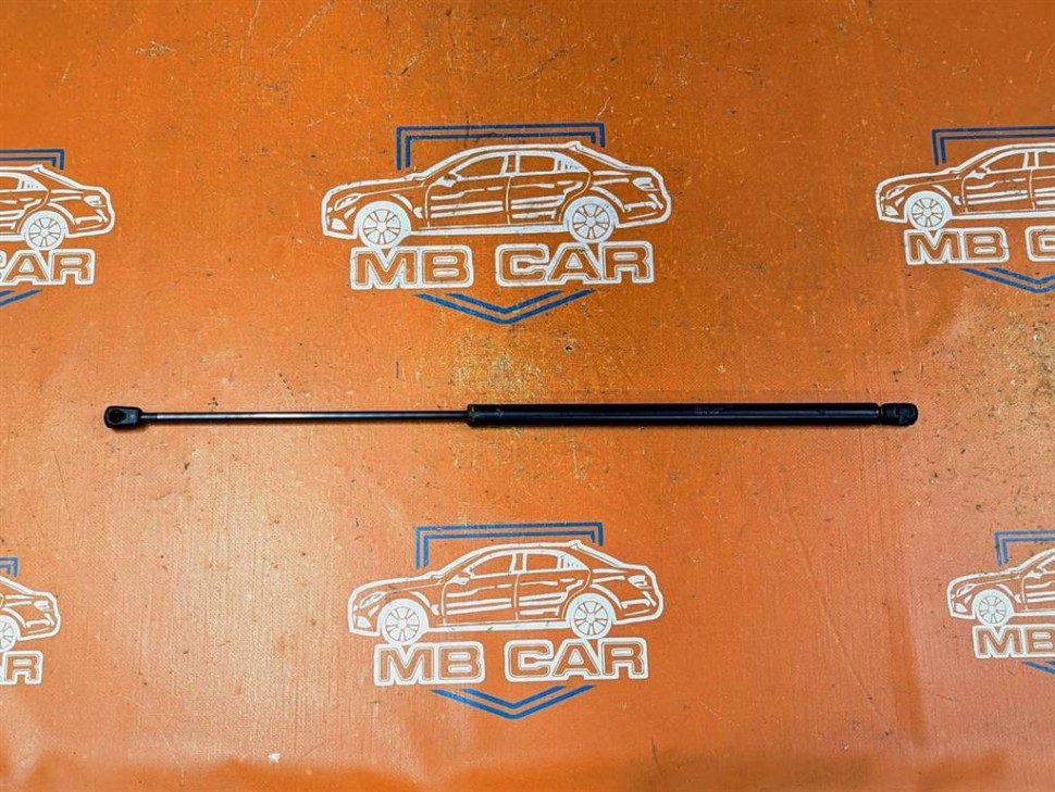 Амортизатор крышки багажника MERCEDES-BENZ M-класс W163 (1997 - 2001) фото 1 — Разборка Мерседес