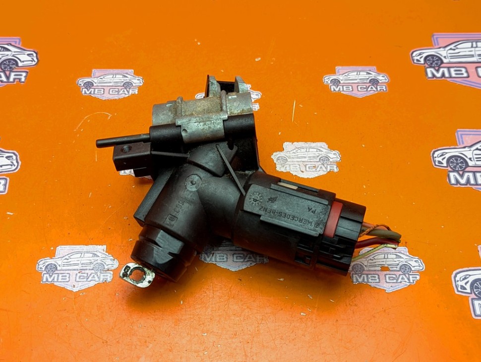 Замок зажигания MERCEDES-BENZ M-класс W163 рестайлинг (2001 - 2005) фото 1 — Разборка Мерседес