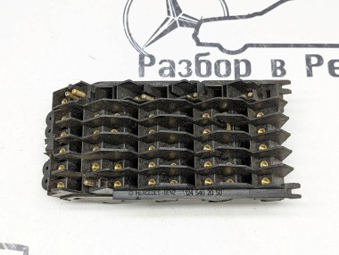 Блок предохранителей MERCEDES-BENZ W124 W124/S124/C124/A124 (1984 - 1993) — Разборка Мерседес