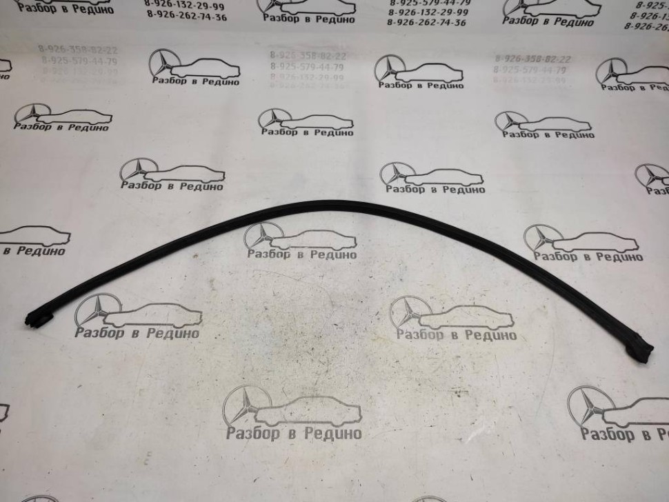 Уплотнитель моторного отсека MERCEDES-BENZ R-класс W251 (2005 - 2007) фото 1 — Разборка Мерседес