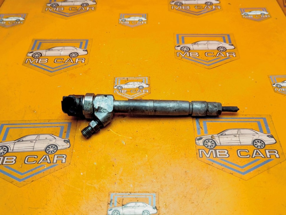 Форсунка ДИЗЕЛЬ MERCEDES-BENZ V-класс W638/W639 (1996 - 2003) V 220 2.1 D AT (122 л.с.) фото 1 &mdash; Разборка Мерседес