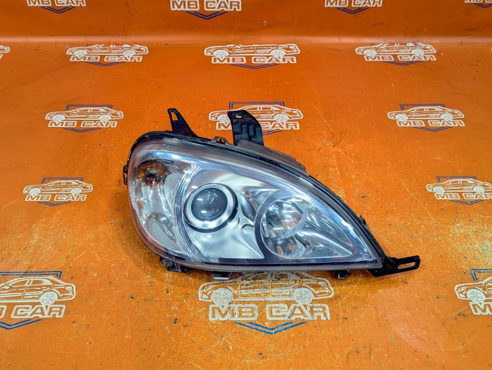 Фара правая MERCEDES-BENZ M-класс W163 рестайлинг (2001 - 2005) фото 1 — Разборка Мерседес