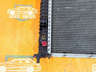 Радиатор MERCEDES-BENZ R-класс W251 рестайлинг 2 (2010 - 2017) — Разборка Мерседес