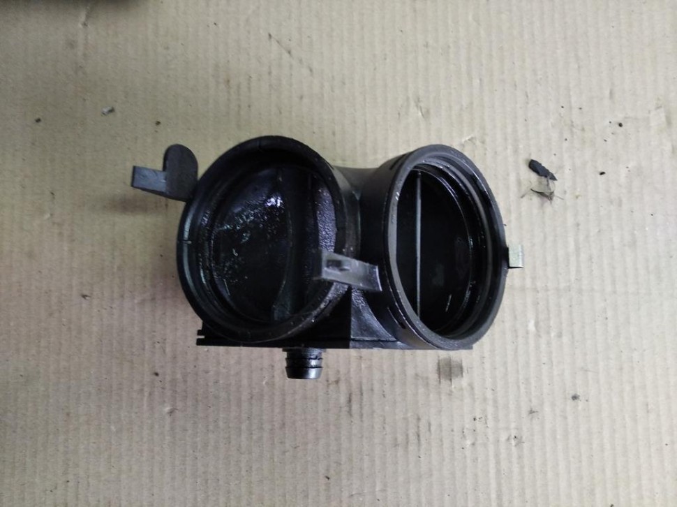 Патрубок воздушный MERCEDES-BENZ C-класс W203/S203/CL203 (2000 - 2004) фото 1 — Разборка Мерседес